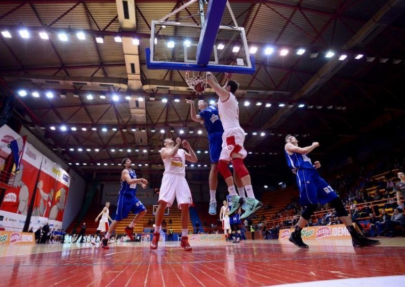 Zadar iznenadio Cedevitu; Cibona posrnula u Skoplju