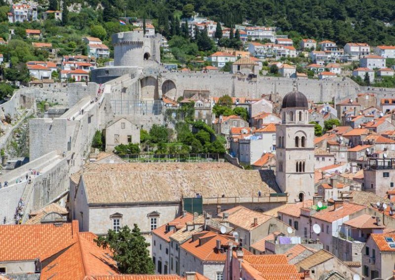 Vlahušiću je sto kuna za dubrovačke zidine premalo