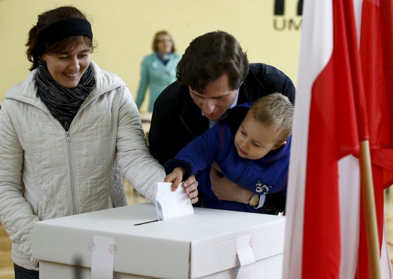 Poljaci biraju predsjednika, ishod neizvjestan