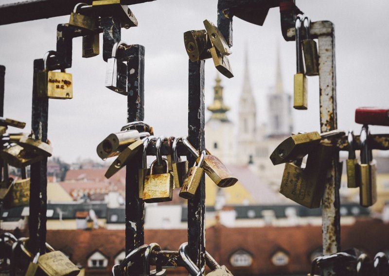 Globalna akcija Muzeja prekinutih veza u povodu Valentinova