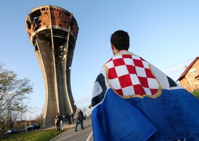 Srbiju smo trebali tužiti da nije spriječila genocid