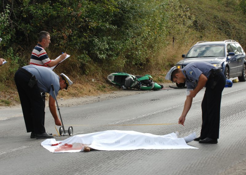 Vozač motocikla poginuo u Kaštel Sućurcu