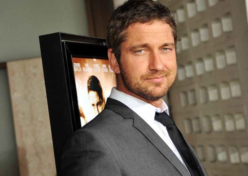 Gerard Butler provodi slobodno vrijeme sa ženama