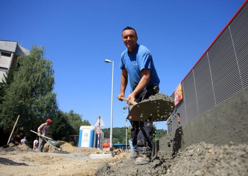 Zbog krive procjene Gradskog ureda prometno odsječen dio Sesveta