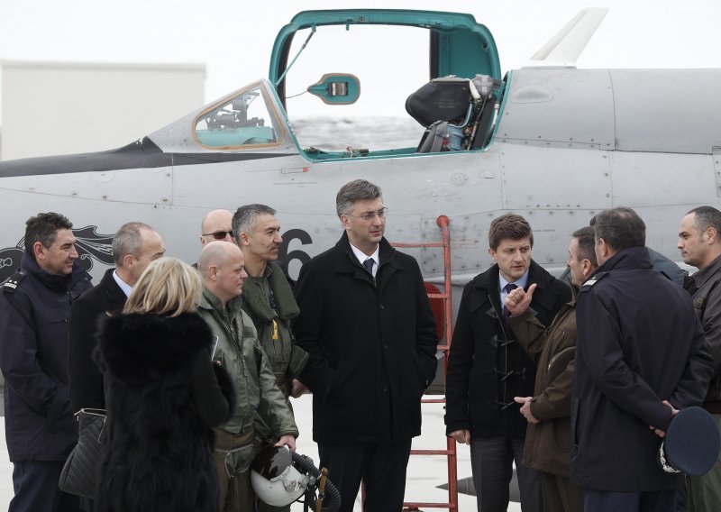 Plenković otkrio što Vlada želi postići vojnim rokom