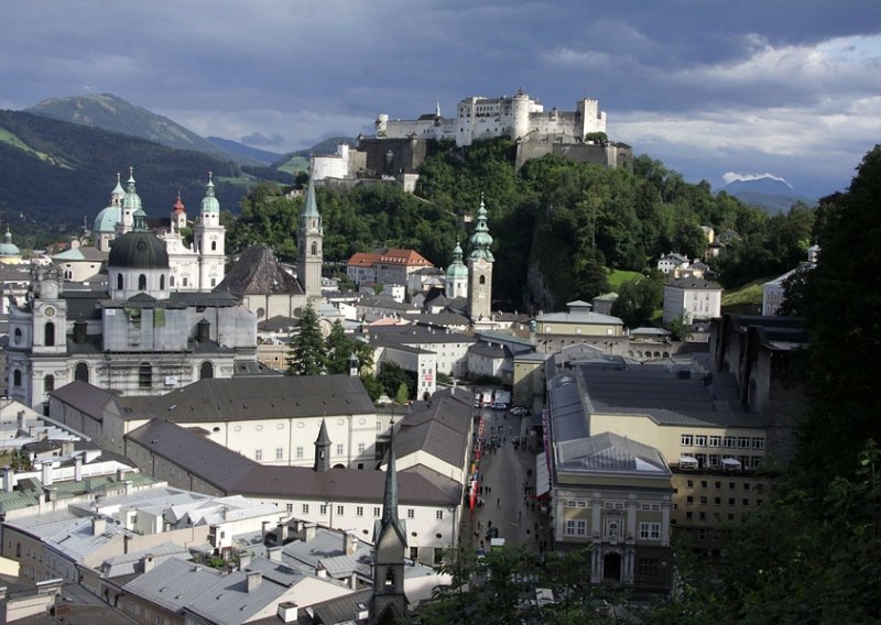 Josipovic, Pahor to discuss Croatia-EU treaty in Salzburg