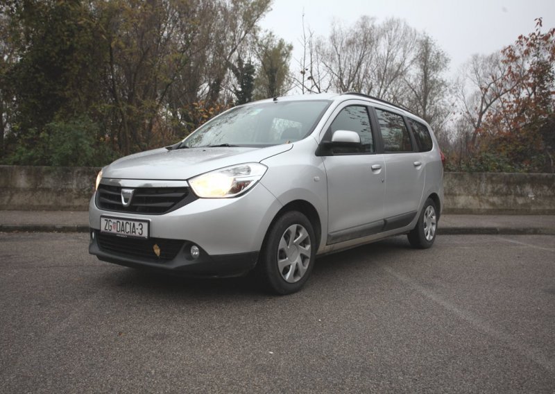 Dacia Lodgy - malo para, dosta muzike