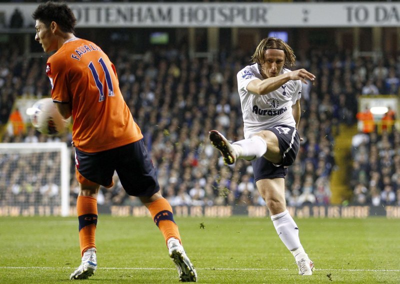 Modriću čak 100 tisuća funti tjednu u Tottenhamu