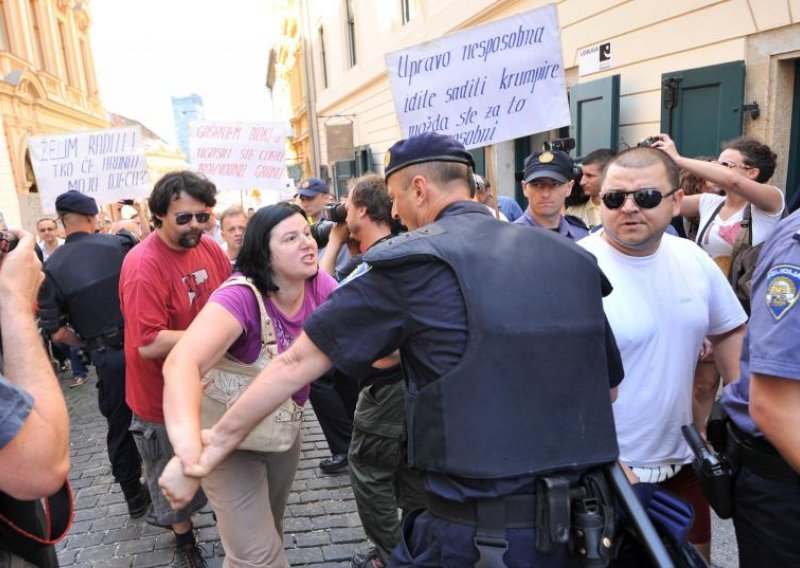 Radnici Diokija zaustavljeni pred Markovim trgom