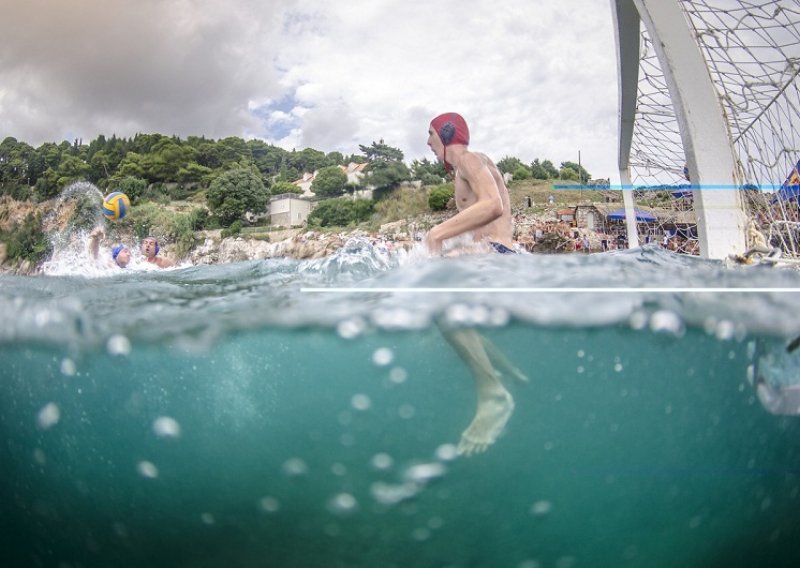 Malo drukčiji vaterpolo ponovno okupirao Danče