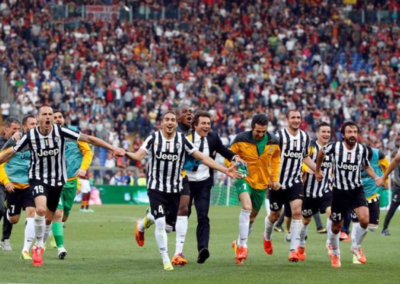 Juve slomio Romu u 94. minuti, Bologna ispala