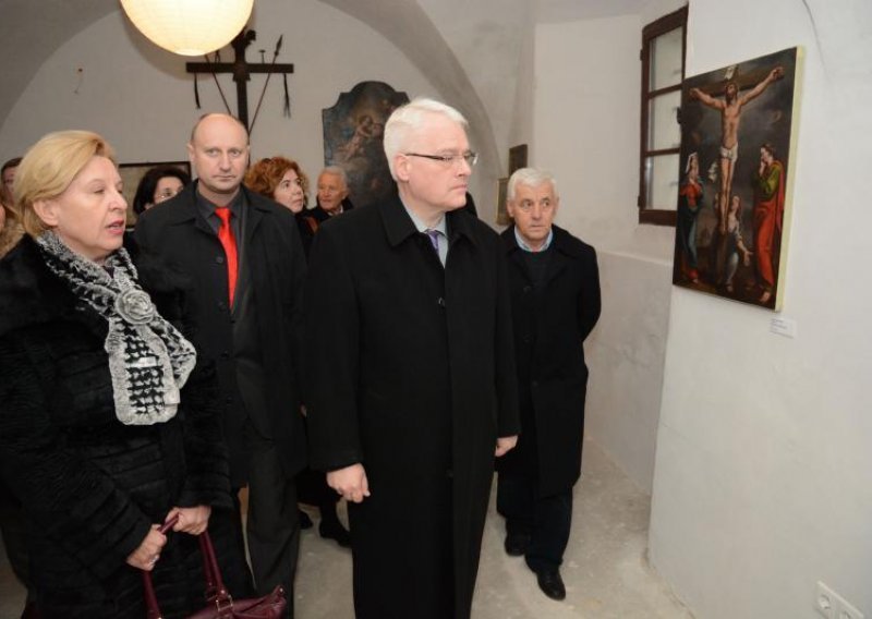 Izložbu o europskim himnama obišao predsjednik Josipović