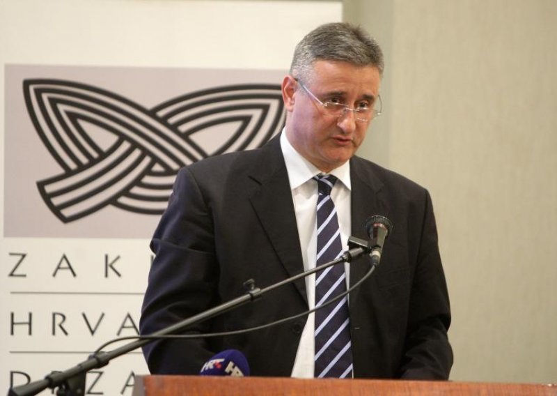 Karamarko na scenu vraća Pašalićevu Zakladu HDZ-a