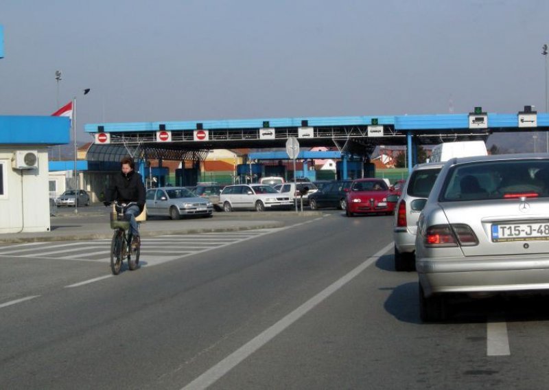 Granična kontrola srpskog izaslanika  trajala je 38 minuta