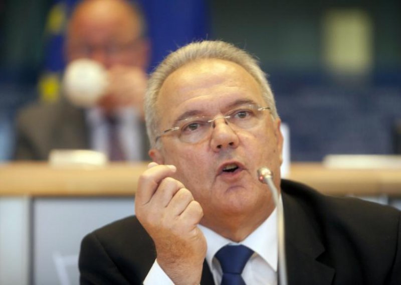 Neven Mimica dolazi u službeni posjet Hrvatskoj