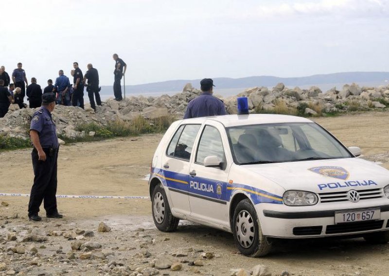 Raskomadani leš nađen na Zenti i dalje misterij