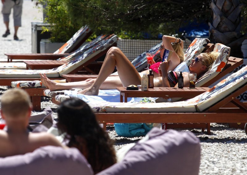 Ljepotice na plažama oduzimaju dah