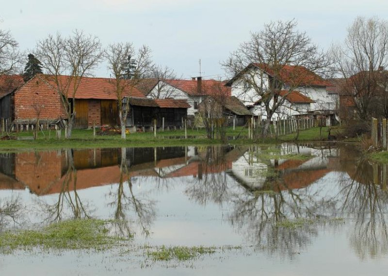 I dalje dramatično na poplavljenim područjima