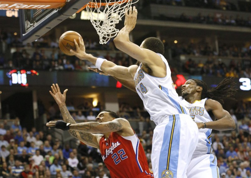 Denver uništio Clipperse, Knicksi bez Carmela namučili Thunder