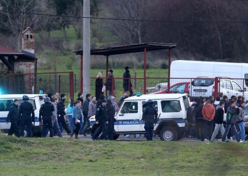 Torcida se u Zelini sukobila s policijom, a ne Boysima