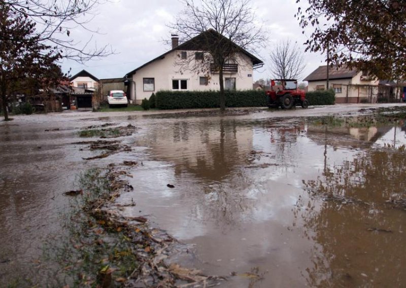 Lovrečan Otok pod vodom, nema evakuacija