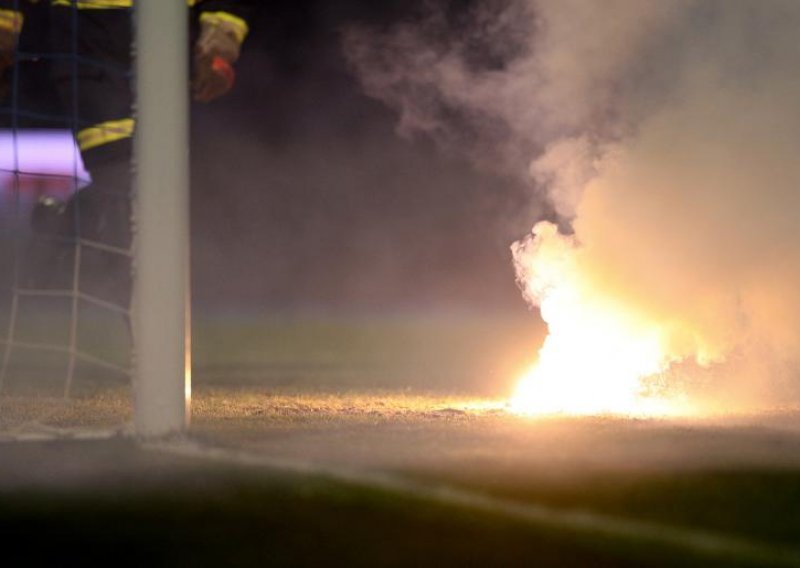 Dinamo će kazne za baklje istjerivati od počinitelja