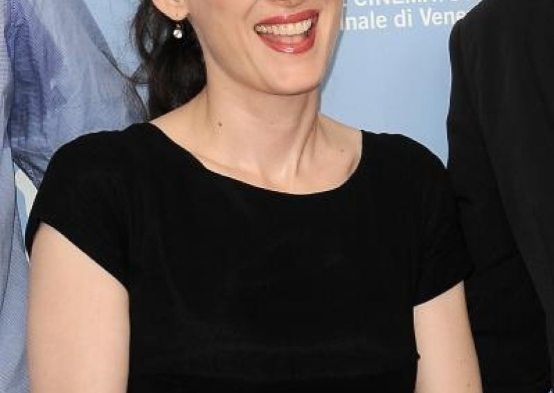 Kako je Winona Ryder postala dilerica?