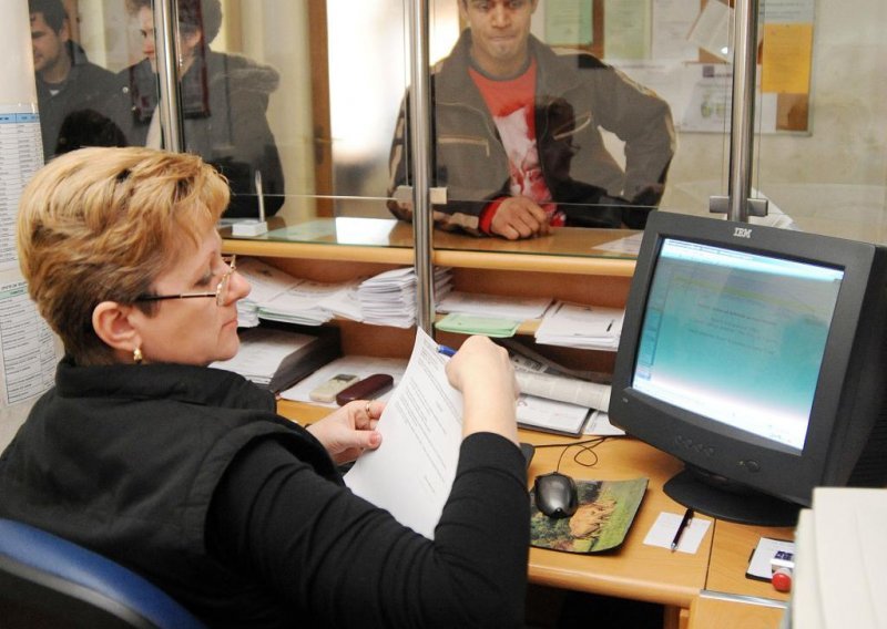 Sve više maloljetnika plaća danak povećanoj nezaposlenosti