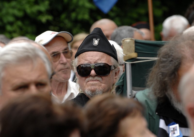 'Ni aktualna vlast ne želi raščistiti s prošlošću'