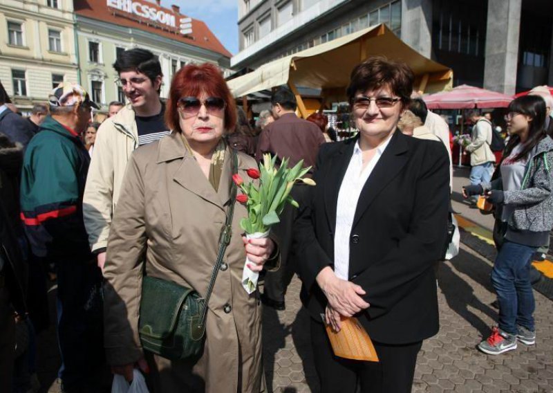 Kupimo omiljeni cvijet Ane Rukavine