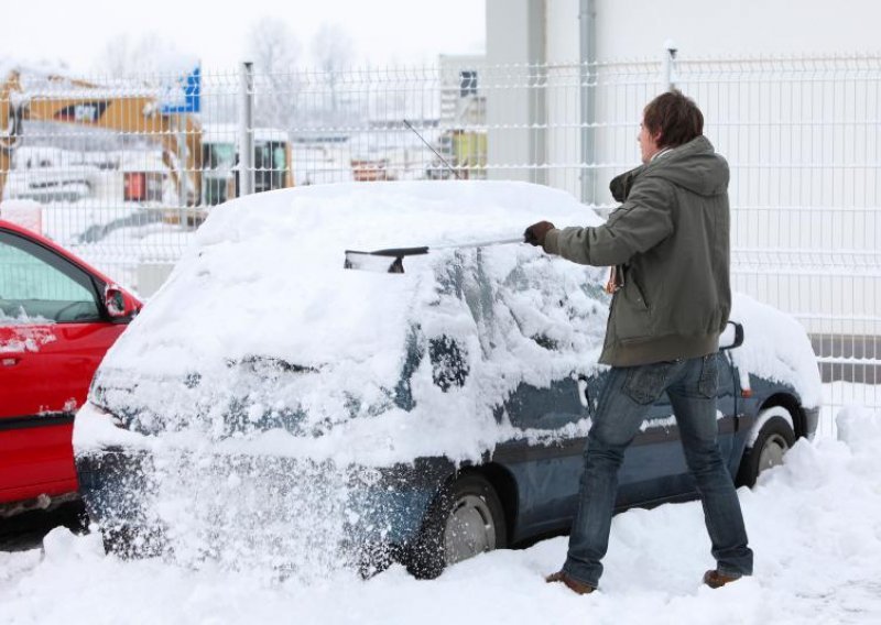 Stiže obilje snijega, ponegdje i ispod -20°C