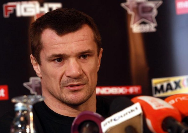 Cro Cop: Ruka je dobro, forma sve bolja, bit ću spreman za Arenu!