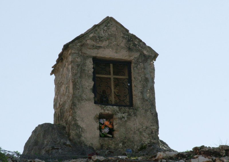 Nakon crkvi na meti provalnika i kapelice