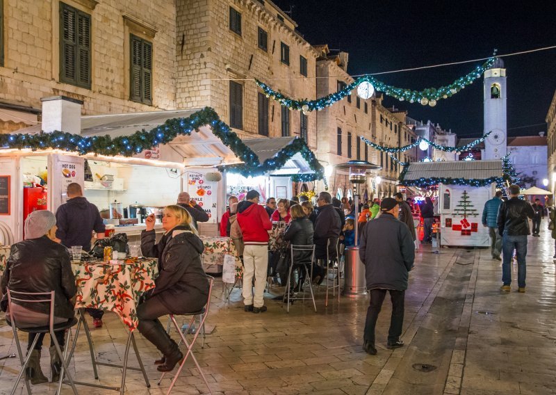 Ministarstvo kulture potvrdilo: Ne damo Vlahušiću kućice na Stradunu