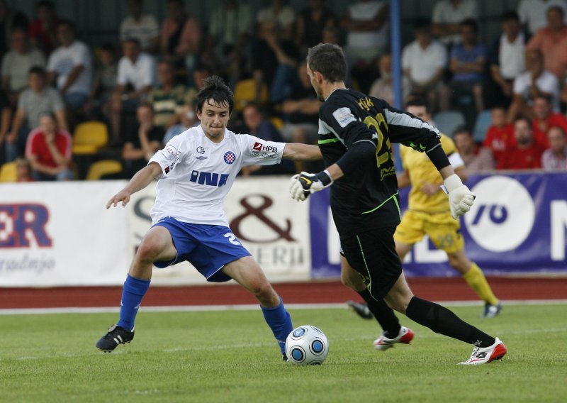 Hajduk svladao grubijane iz Domžala