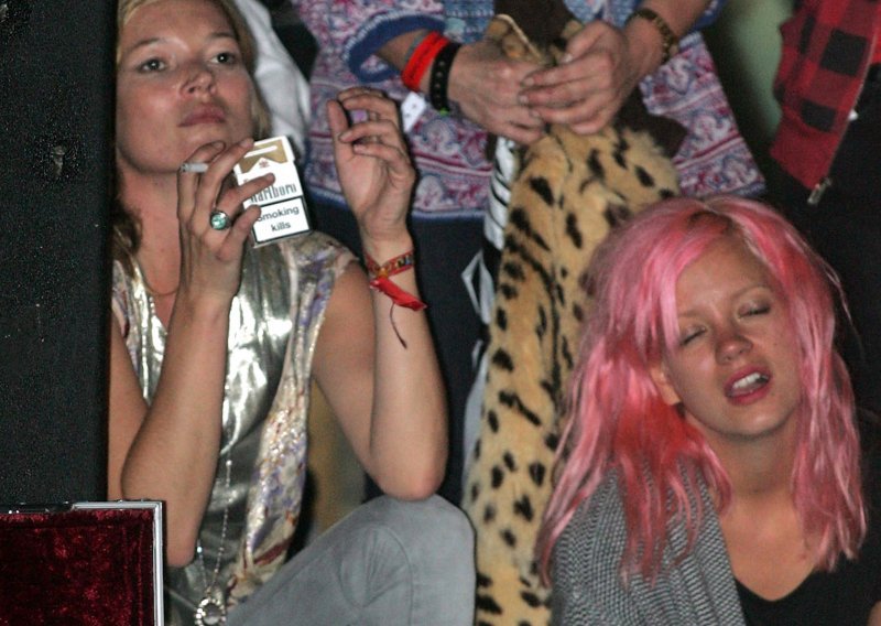 Kate Moss i Lily Allen u alkoholnom dvoboju