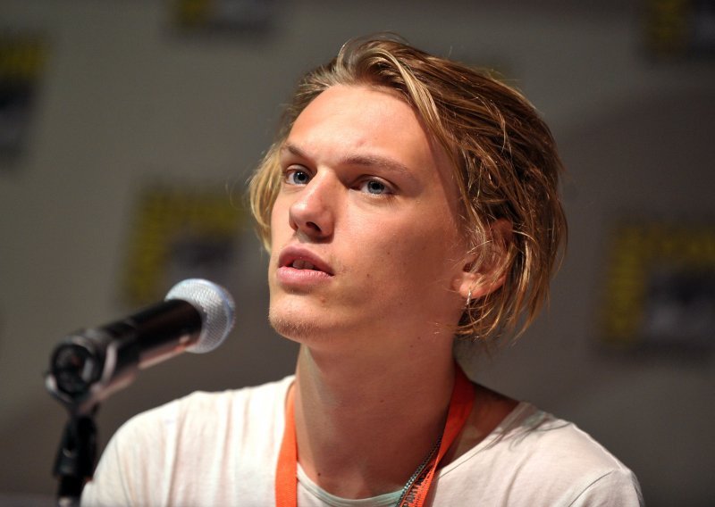 Campbell Bower: 'Čast mi je biti dio sage 'Sumrak''