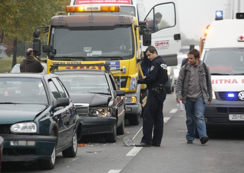 U lančanom sudaru u Zagrebu sedmero ozlijeđenih