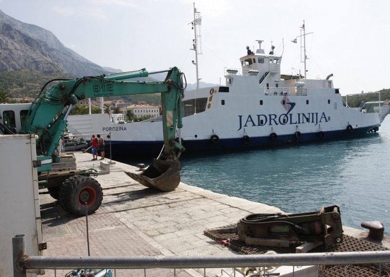 Posada Jadrolinije u Italiji upletena u šverc cigareta