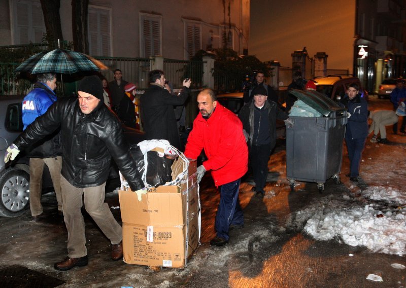 Čišćenje Pule nadgledala policija