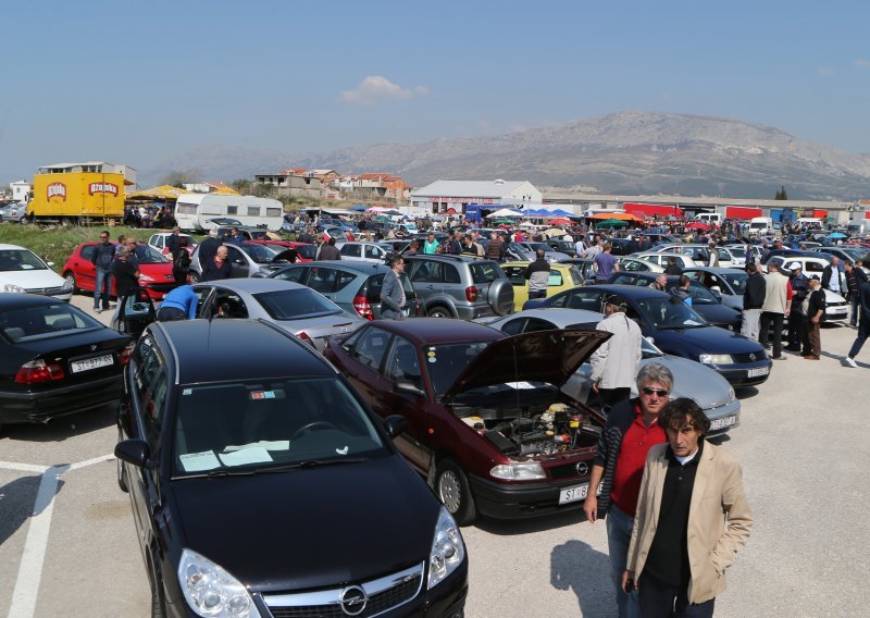 Ukida se porez na rabljene aute, a istu pristojbu plaćat će kupci Kija i Mercedesa