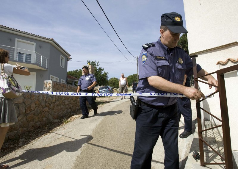 U izgorjeloj kući pronađeno mrtvo tijelo