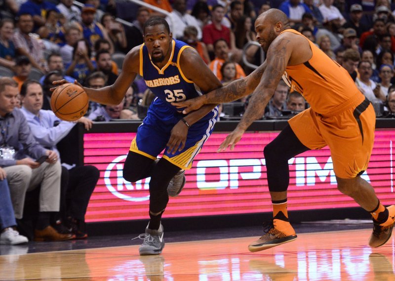 Kevin Durant ubacio 37, Golden State bolji od Phoenixa