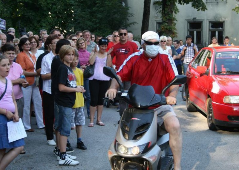 Dugorešani rekli 'ne' trovanju iz pamučne industrije