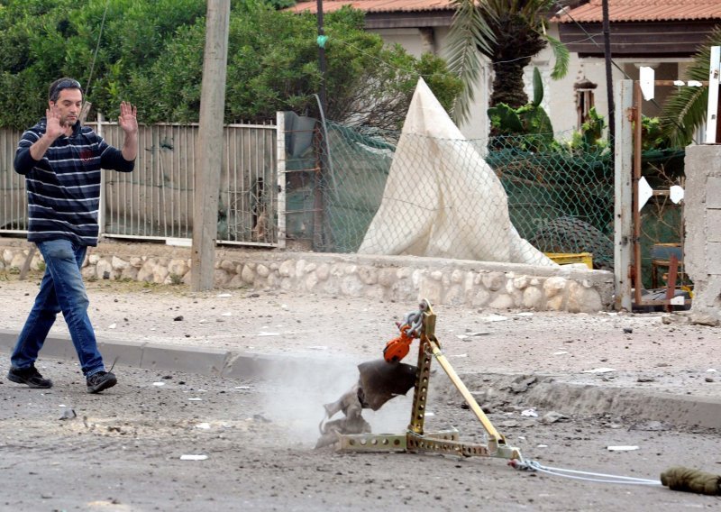 Rakete iz Gaze pale duboko u Izrael