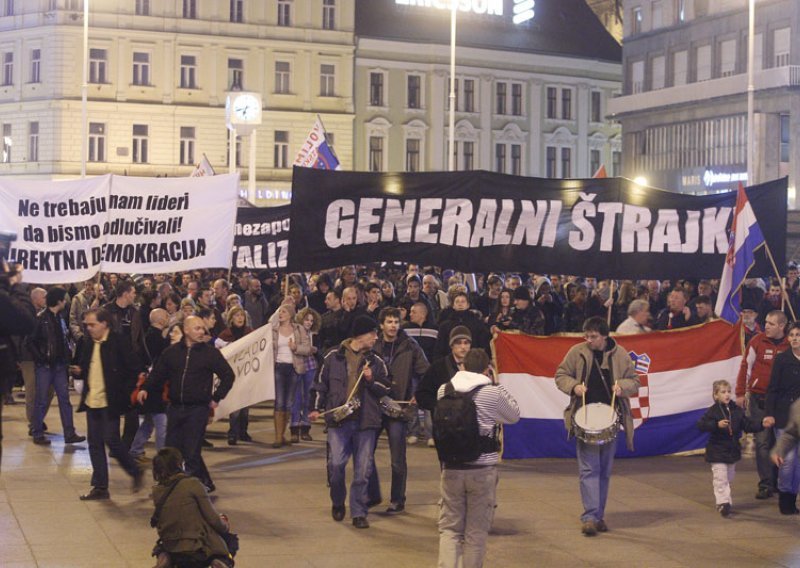 Prosvjedovati ili čekati, pitanje je sad!