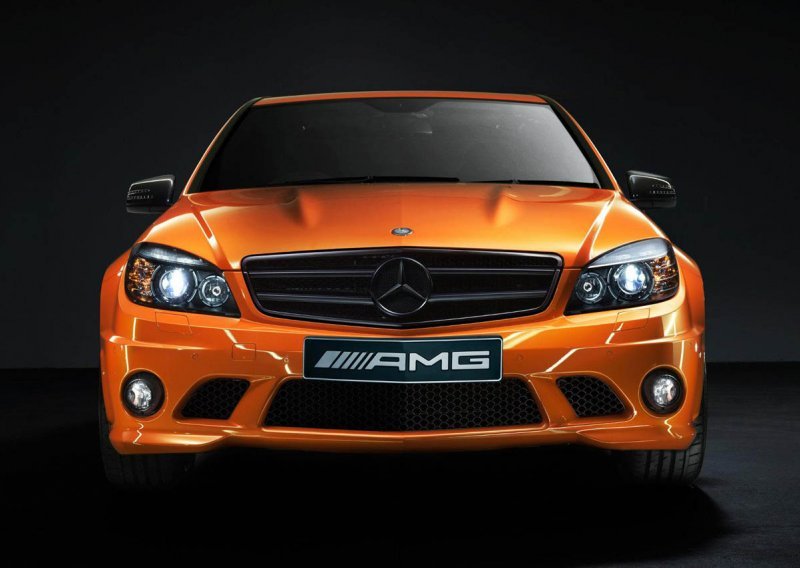 AMG Australcima pripremio specijalne izvedbe C63 i SLS-a