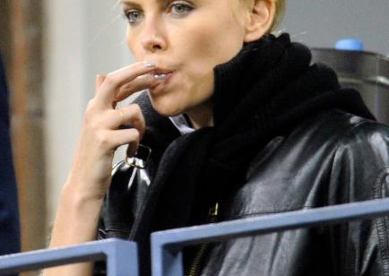 Charlize Theron izgleda bolje no ikad