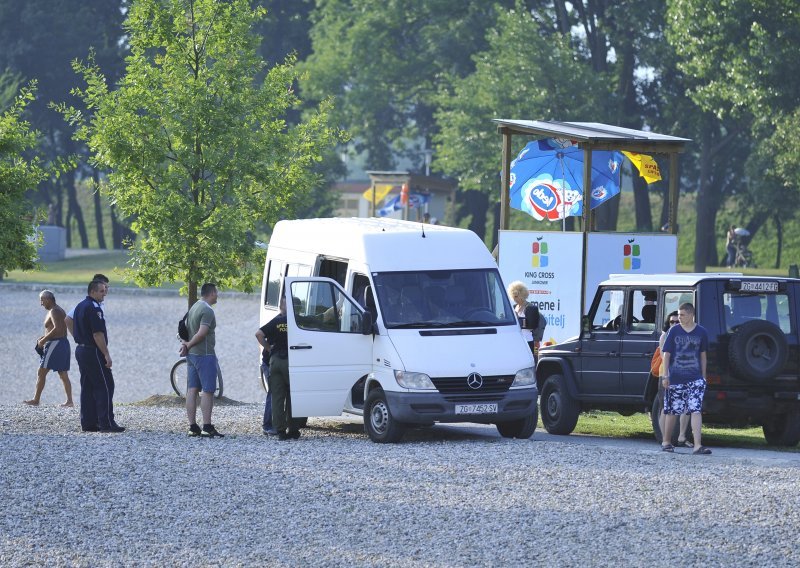 Dječak na Bundeku nagazio na bombu