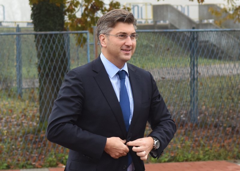 Plenković će biti poput Merkel, već se obračunao s desnim krilom HDZ-a